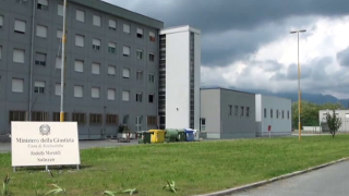 Carcere Saluzzo, sequestrato cellulare a detenuto in regime di Alta Sicurezza